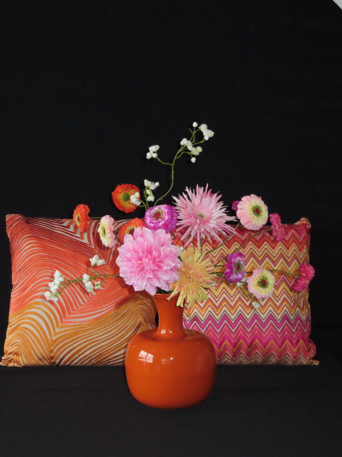 Luxe sierkussen zigzag sunset van Colmore