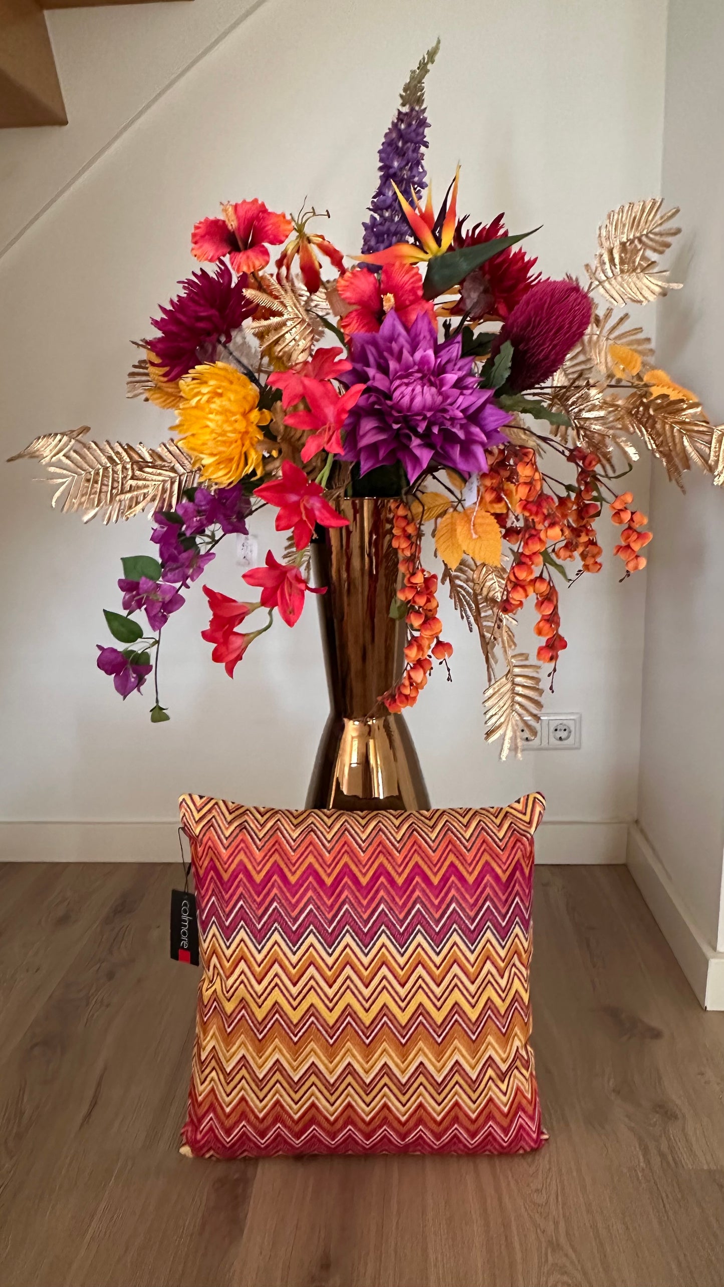 Colmore by Diga luxe glanskatoen sierkussen chevron multi 50x50 cm